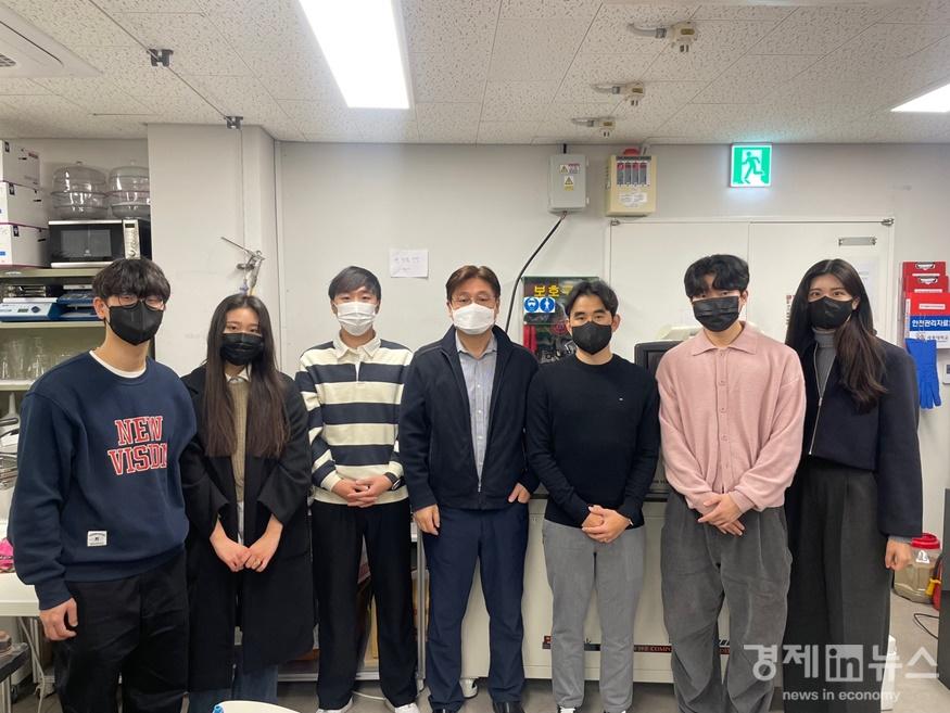 Interview photo_Duwisechem.jpg